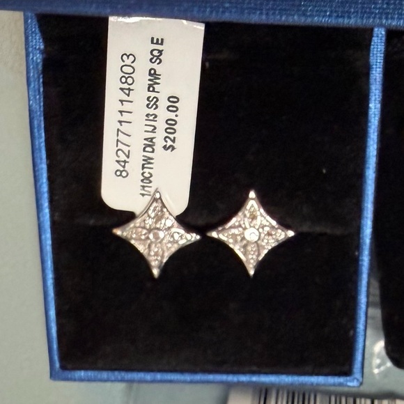 Jewelry - Diamond Star Stud Earrings 1/10 CTW in Sterling Silver, NWT